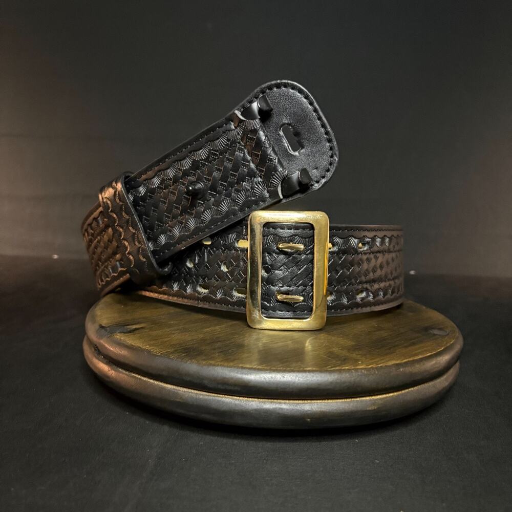 Hero's Pride Duty Belt Size 30" Airtek Leather Basketweave Brass Black 2.25"